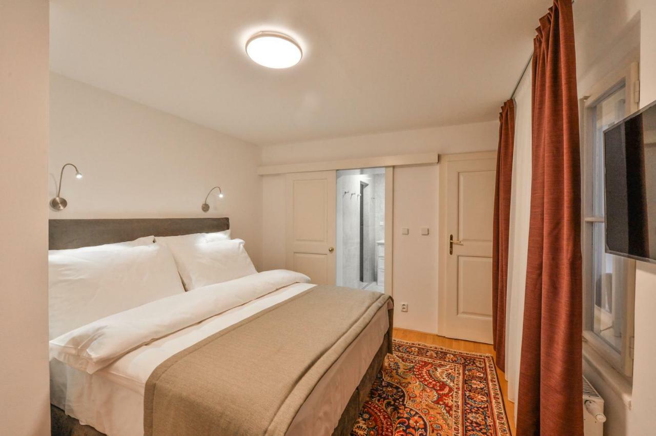 Romantic Apartment Prague Near Charles Bridge Eksteriør billede